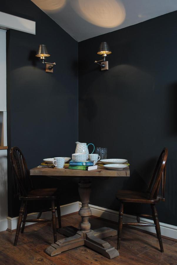 Courtyard Lymington, 2 Adults Only Lymington